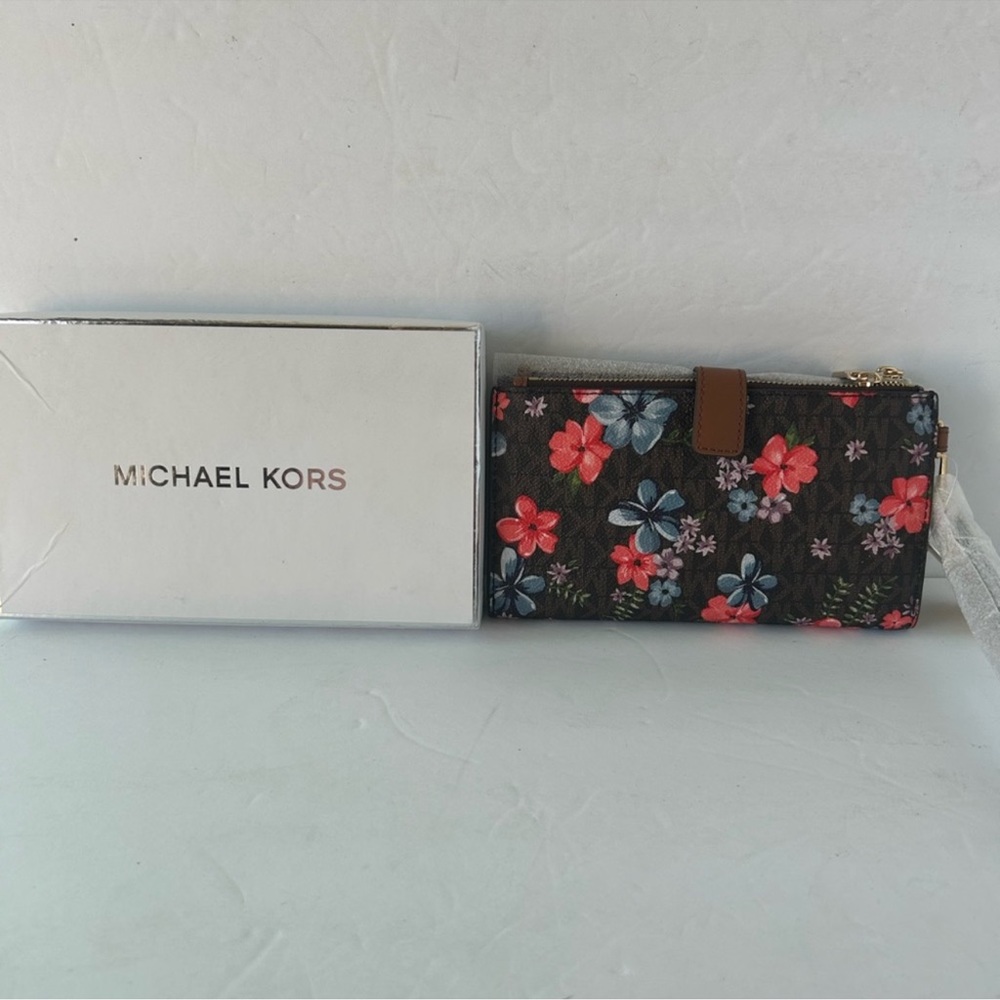 Michael Kors Floral Brown MK Print Wallet NWT in MK Gift Box - Picture 2 of 7